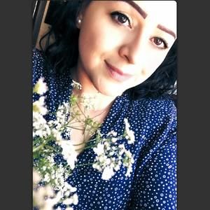 Meet your Posher, Yenny